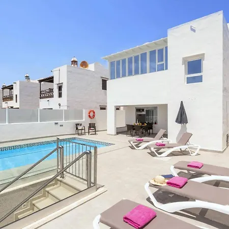 Princesa Ico By * Puerto del Carmen (Lanzarote)