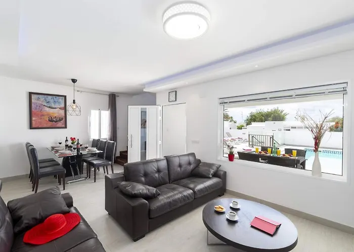 Vila Princesa Ico By *